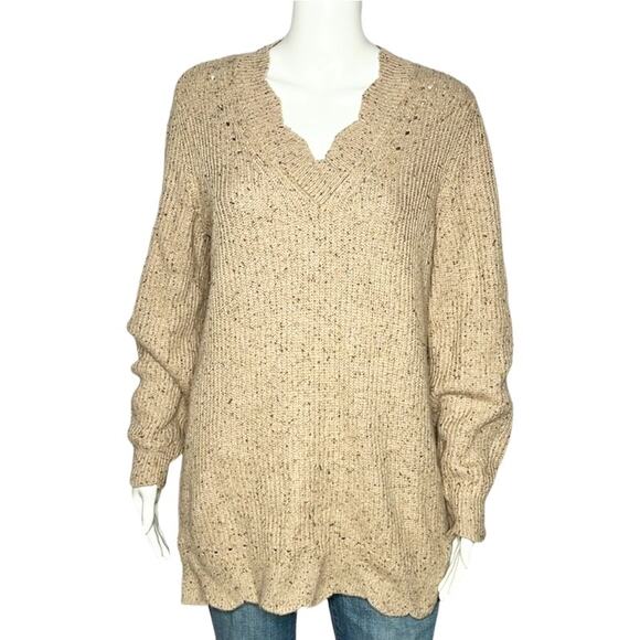 Soft Surroundings Womans Oversized Pullover Scallop V Neck tan Sweater Size M. - Picture 1 of 7